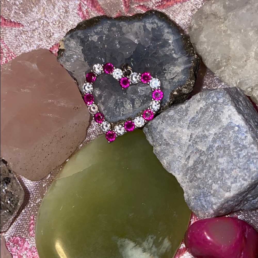 Sterling silver and garnet pendant